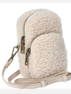 No Boundries-Sherpa Phone Crossbody Bag with Double Zips (Light Tan / Cream 🤎)
